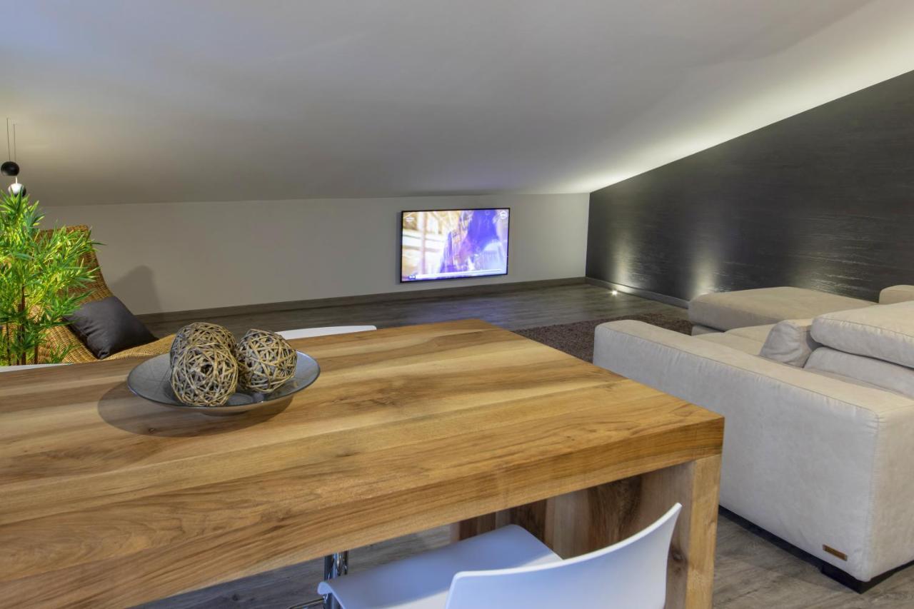 Apartamento Panoramic Penthouse In The Historical Center Domodossola Exterior foto